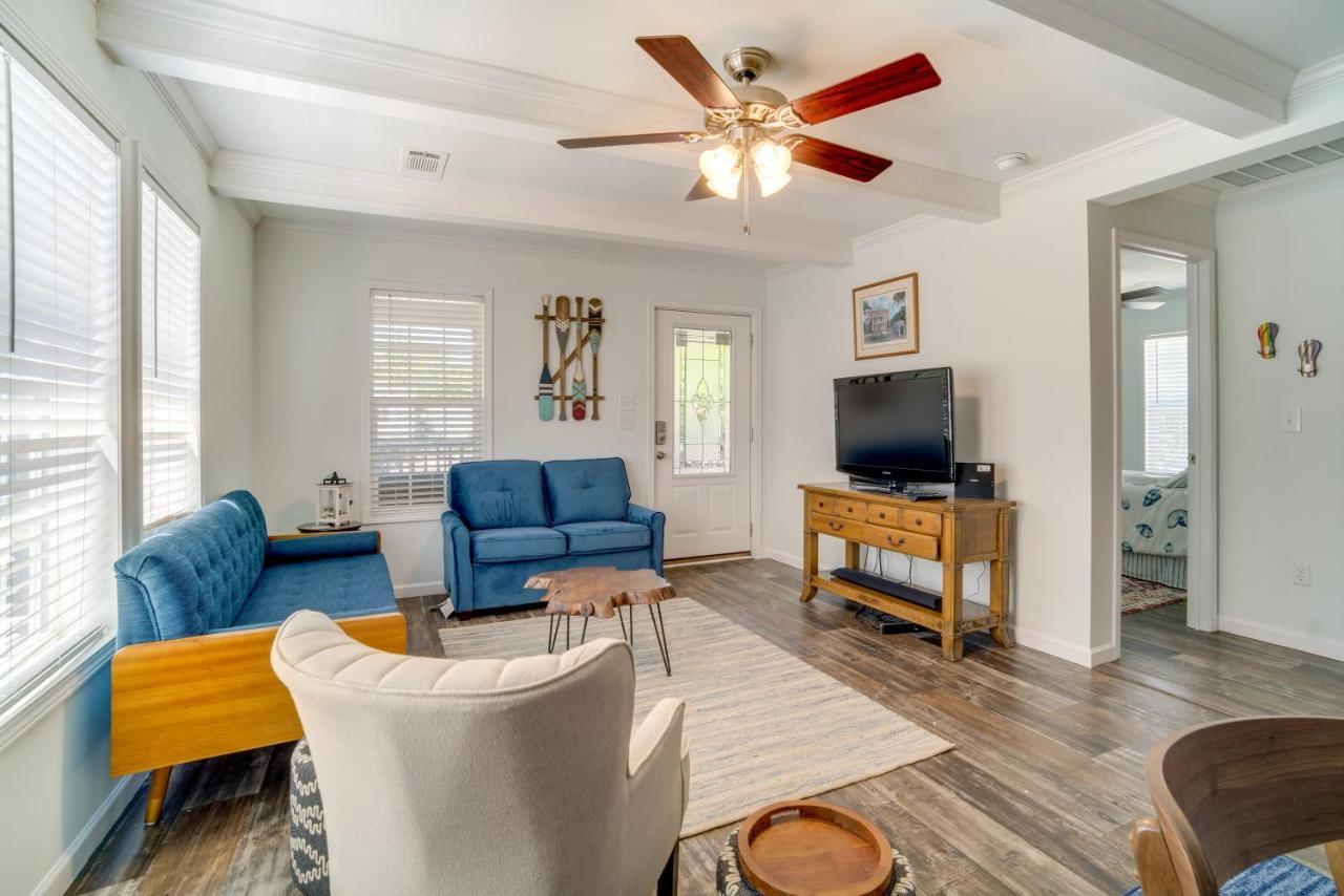 Charleston Home With Porch - 3 Mi To Folly Beach! Esterno foto